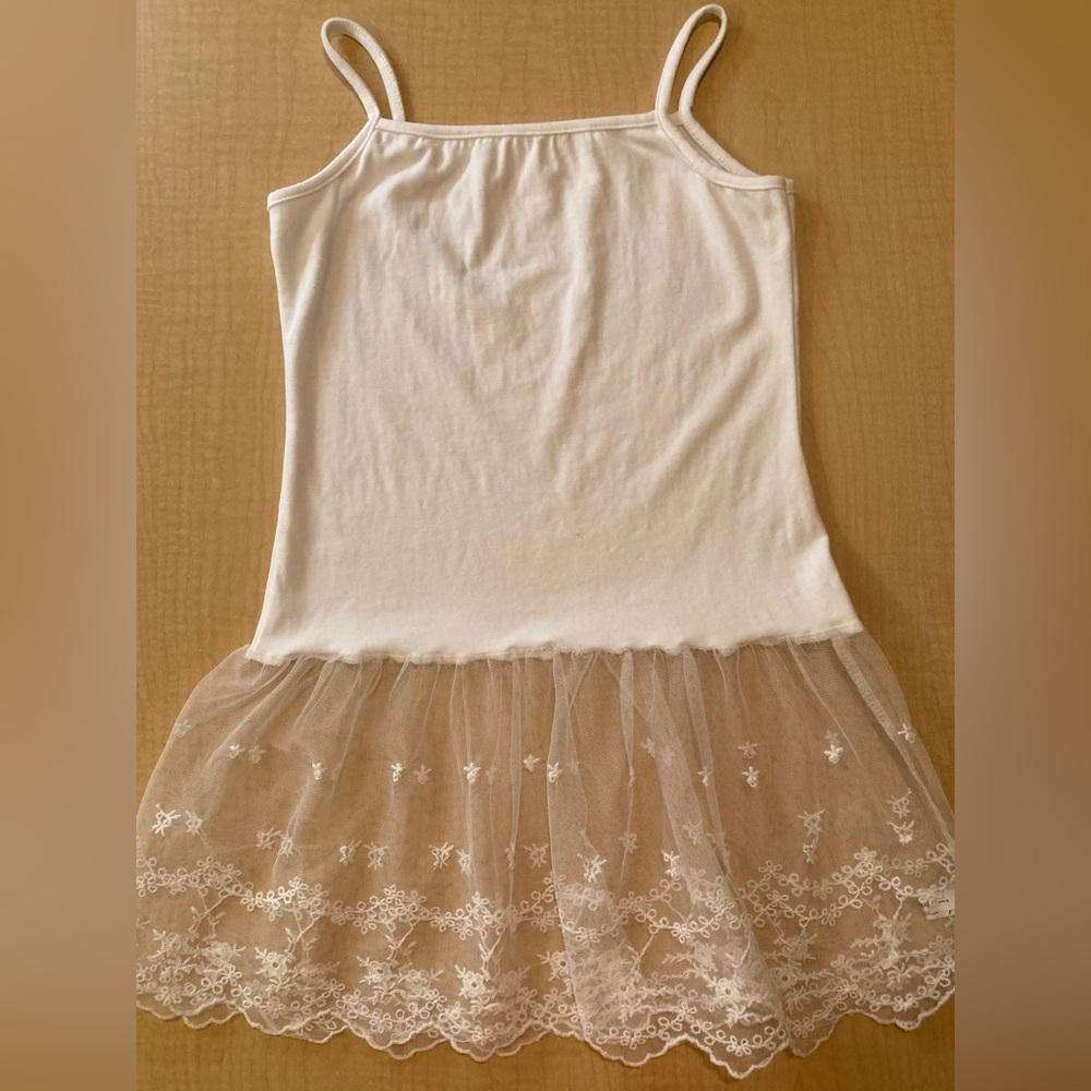 White Knit Tank Top with Wide Lace at Bottom XS - Size 1 - Preowned